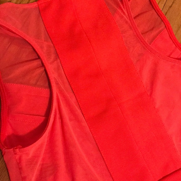 Urban Outfitters red crop top - Picture 3 of 4